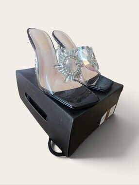 Cathy Din Heels